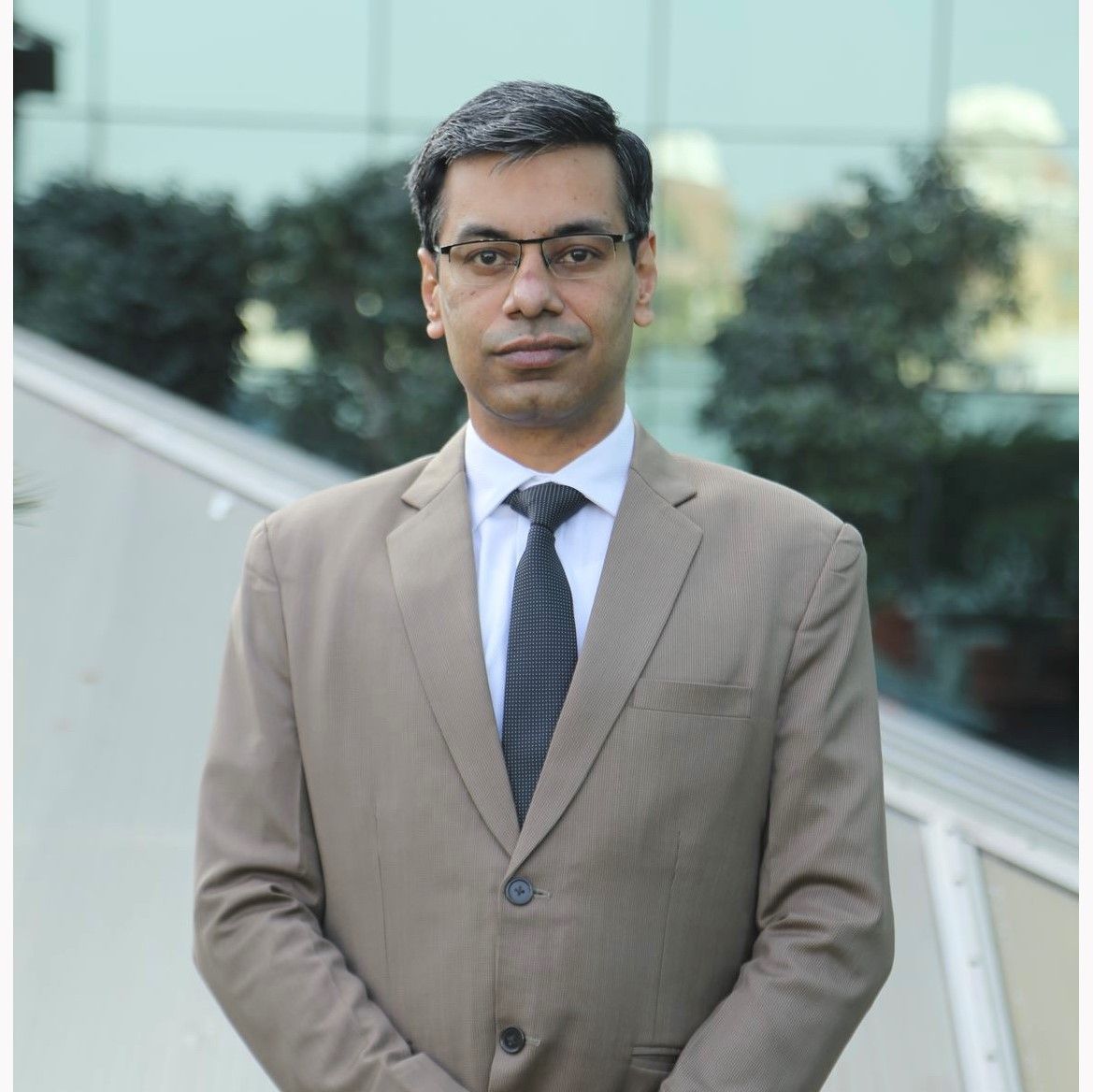 Dr. Ruchir Maheshwari